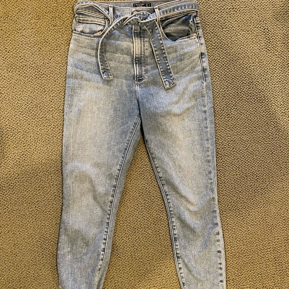 Abercrombie Jeans - Picture 2 of 2